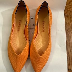 Rothys 8.5 Brand New